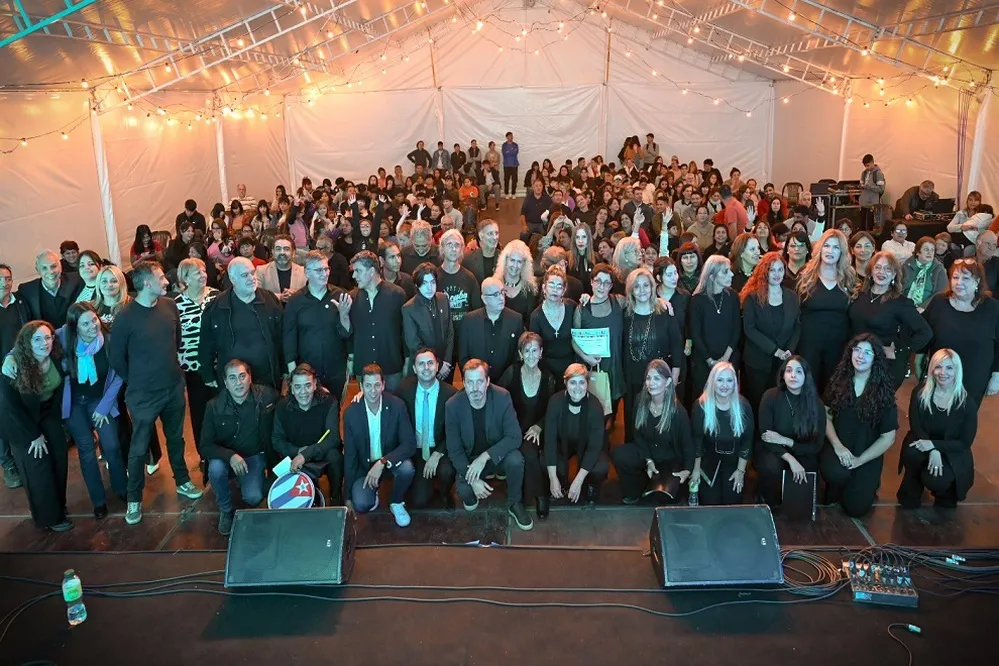 EL OBJETIVO FOTO LEGISLATURA CORO Coro-Legis-Juárez-Celman-1