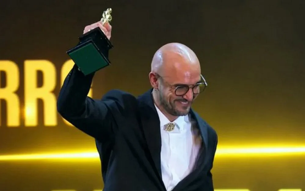 EL OBJETIVO FOTO MARTIN FIERRO DE ORO ABEL PINTOS