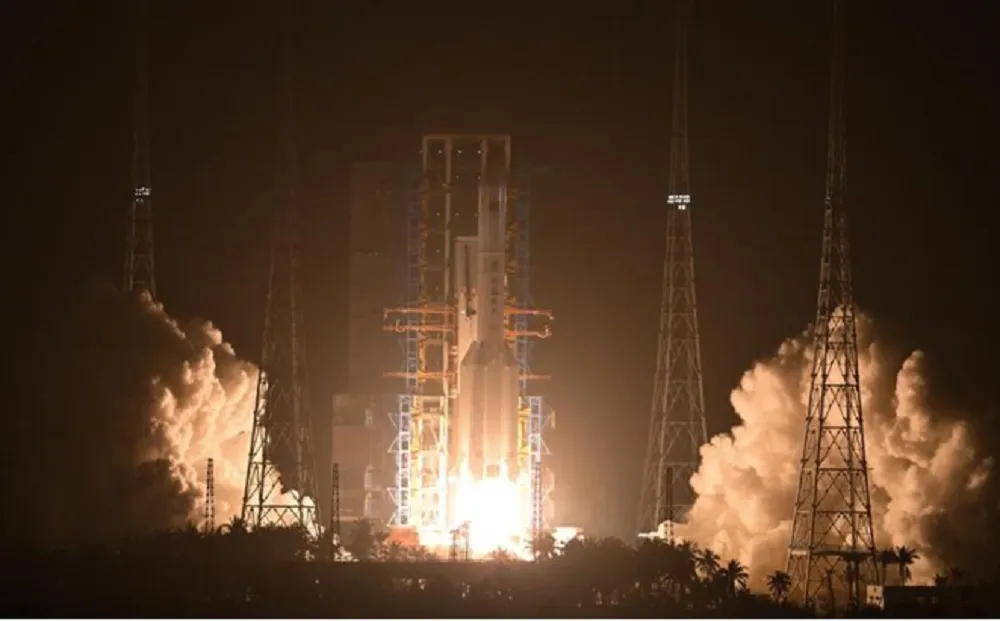 China Lanzamiento cohete  Gran Marcha-5