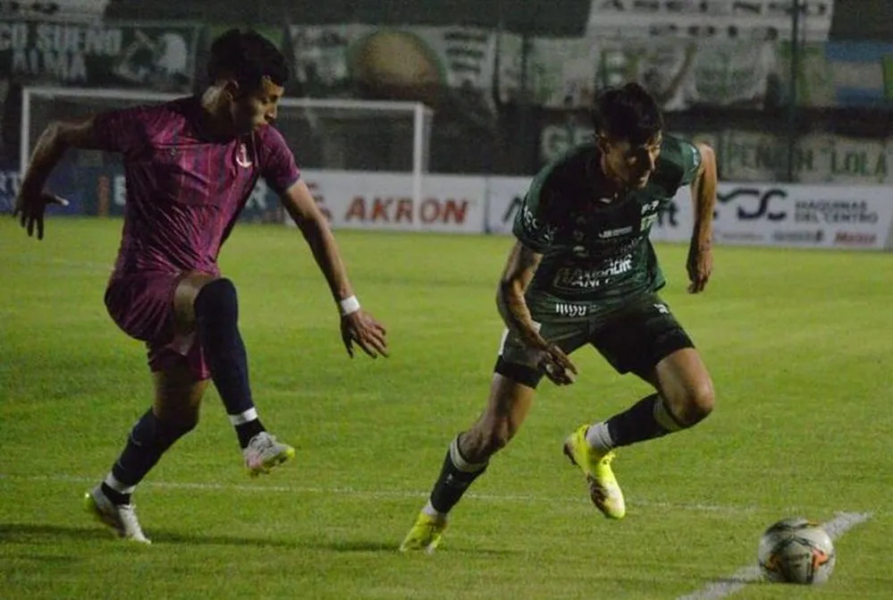 EL OBJETIVO FOTO SPORTIVO BROWN MADRYN X BROWN