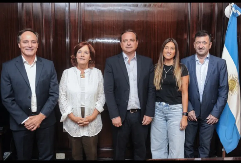 Unidad Federal lo integran Edgardo Kueider, Carlos Espínola, Guillermo Snopek, María Eugenia Catalfamo y Alejandra Vigo