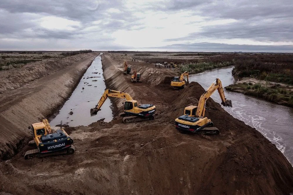 EL OBJETIVO FOTO EL NIÑO OBRAS obras-hidritas-3