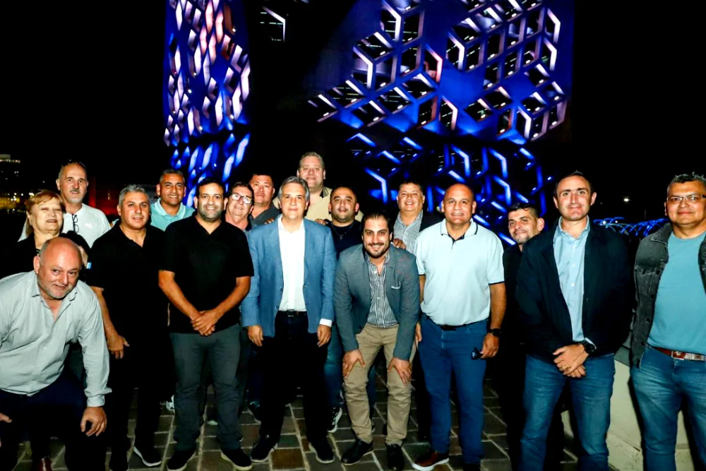 Llaryora recibió a la CGT Córdoba