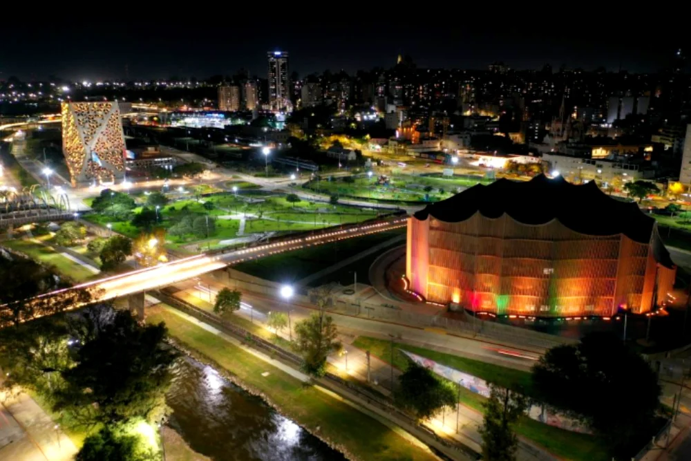 Centro Cívico y Legislatura