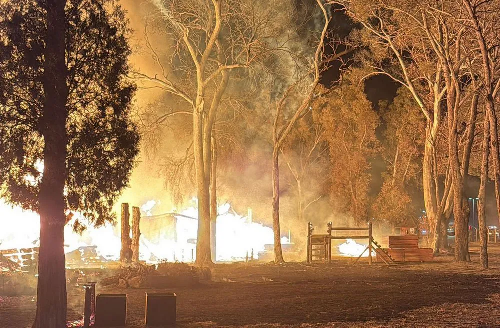 EL OBJETIVO FOTO INCENDIO ASERRADERO VILLA DEL PRADO