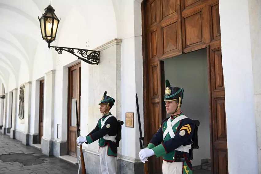 Cambio-de-guardia-Cabildo-01_ prensa Municipalidad