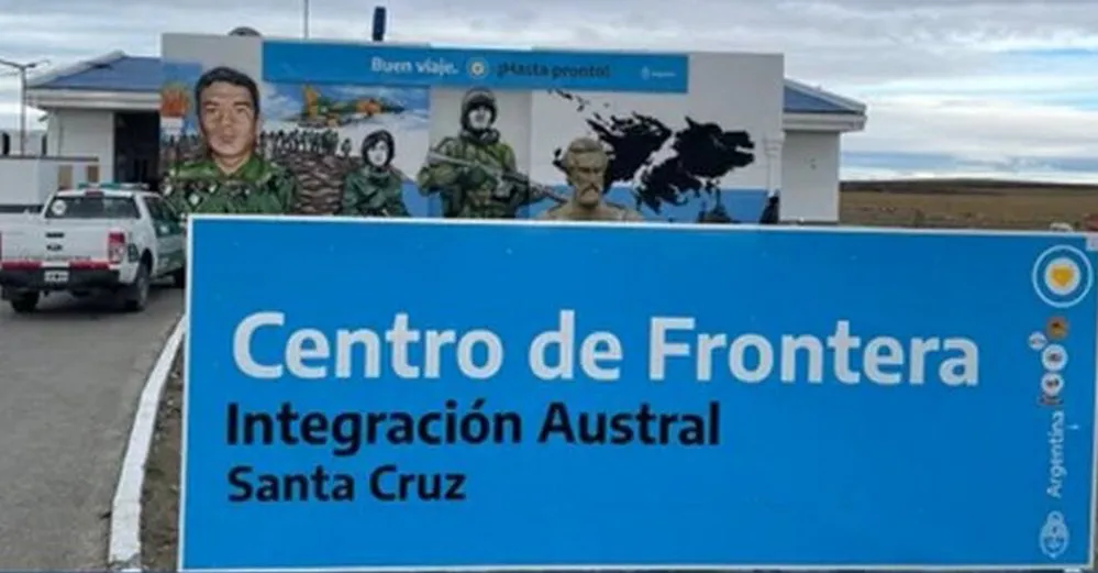 EL OBJETIVO FOTO NA PASO FRONTERIZO MONTE AYMOND