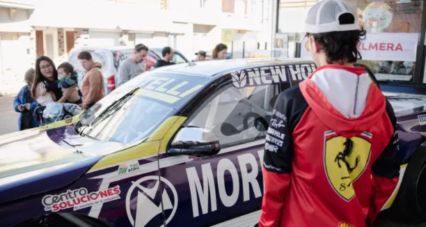 TC Pick Up junto al Turismo Pista 2