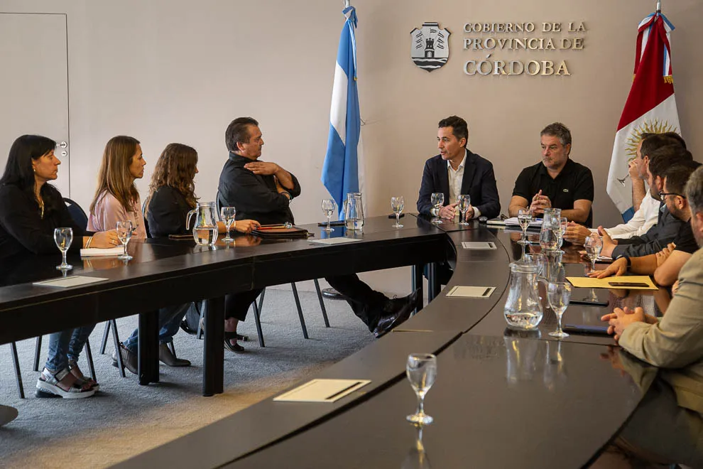 Reunion-con-Intendentes
