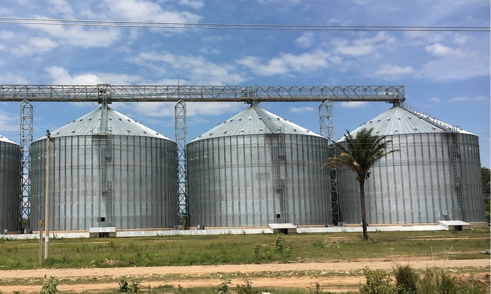 silos