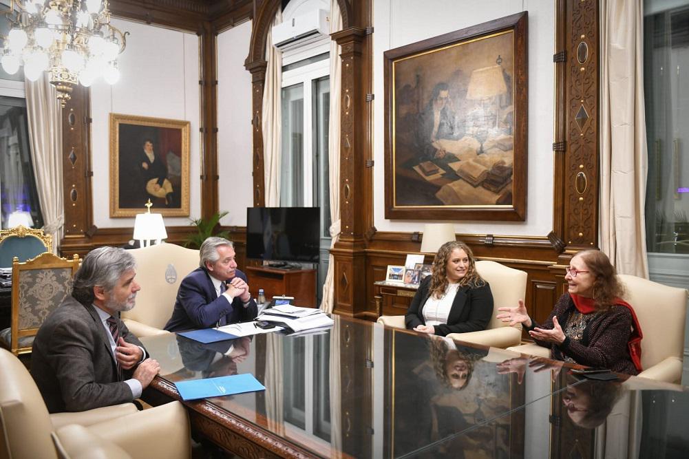 científicas argentinas que serán premiadas en Francia por Loreal