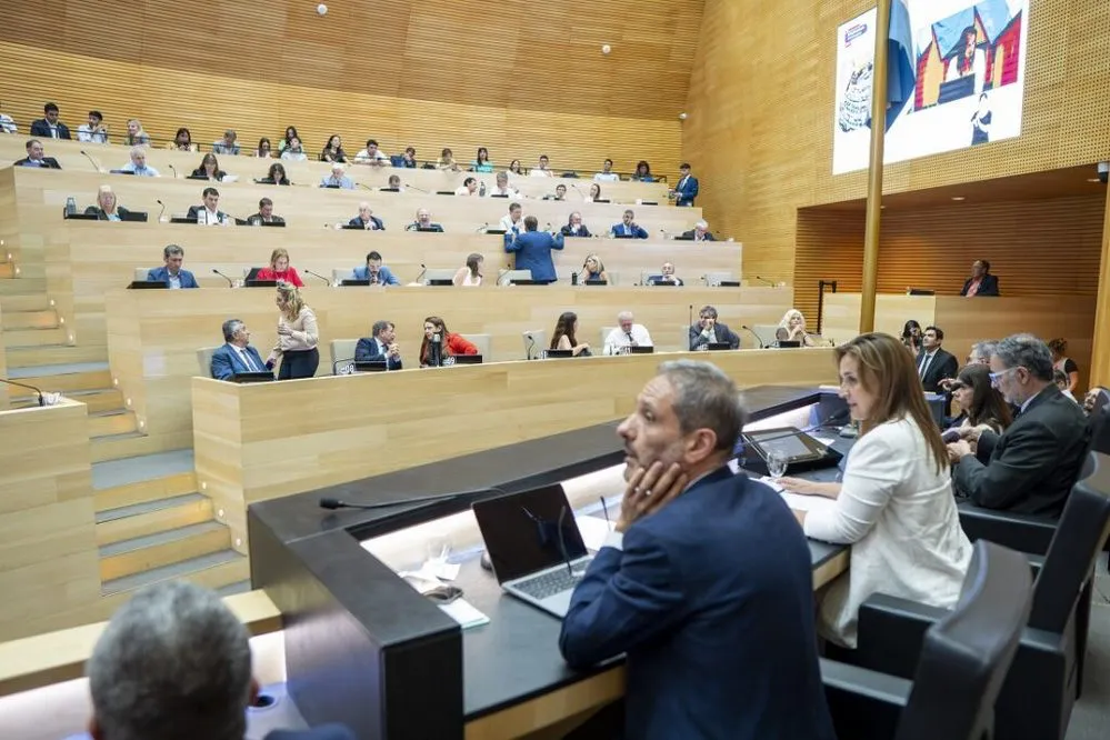 EL OBJETIVO FOTO LEGISLATURA SESION PRESUPUESTO 2