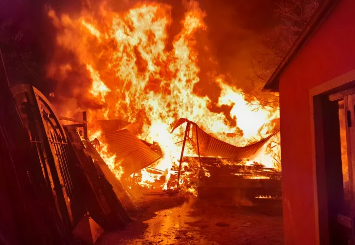 incendio de una carpintería