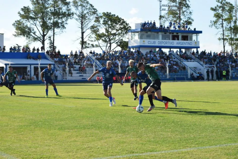 EL OBJETIVO FOTO SPORTIVO ARGENTINO COPA CLASICOS