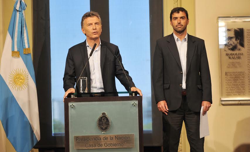 mauricio-macri-y-Emilio-Basavilbaso