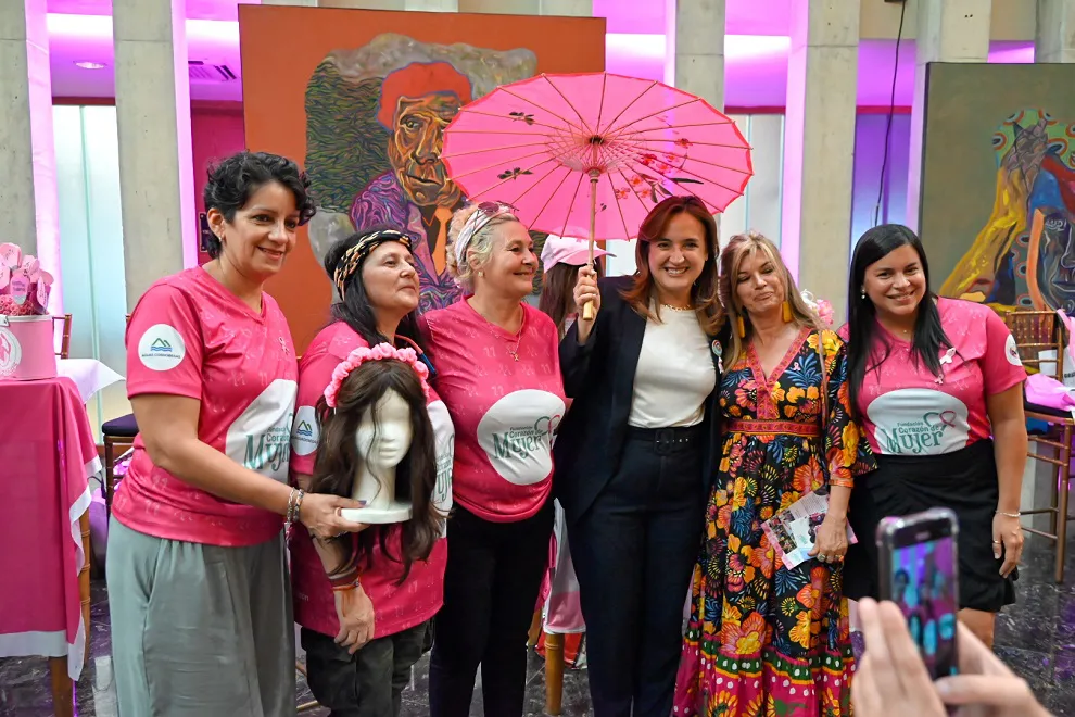 Expo Mujer Córdoba Rosa