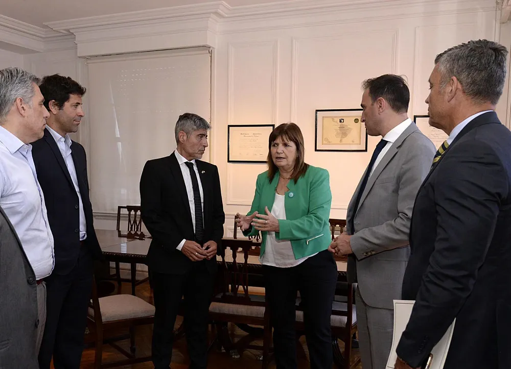 Seguridad Bullrich y Quinteros