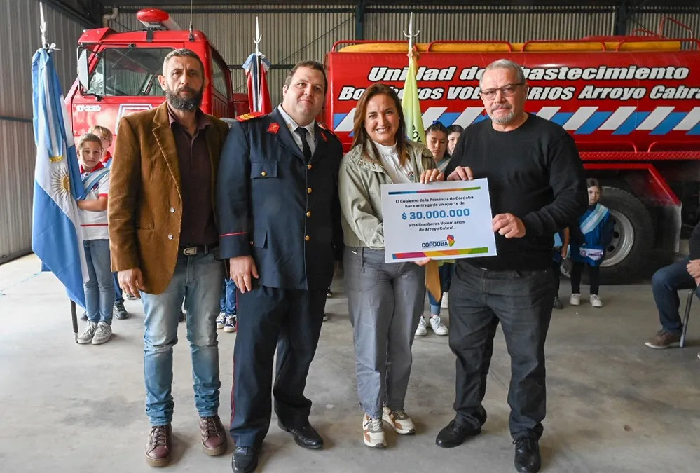 EL OBJETIVO FOTO PRUNOTTO ARROYO CABRAL BOMBEROS