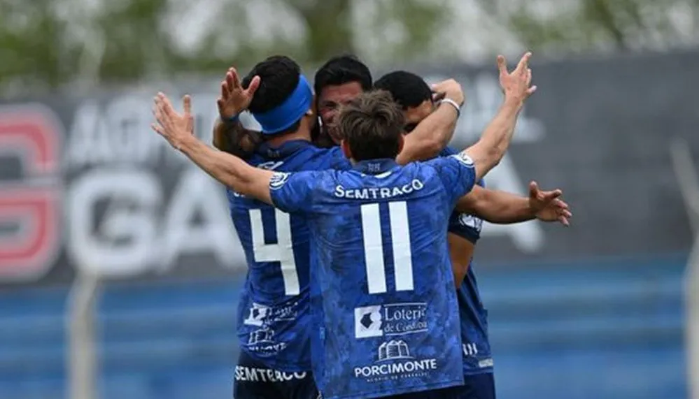 EL OBJETIVO FOTO ARGENTINO MM ATENAS RC X