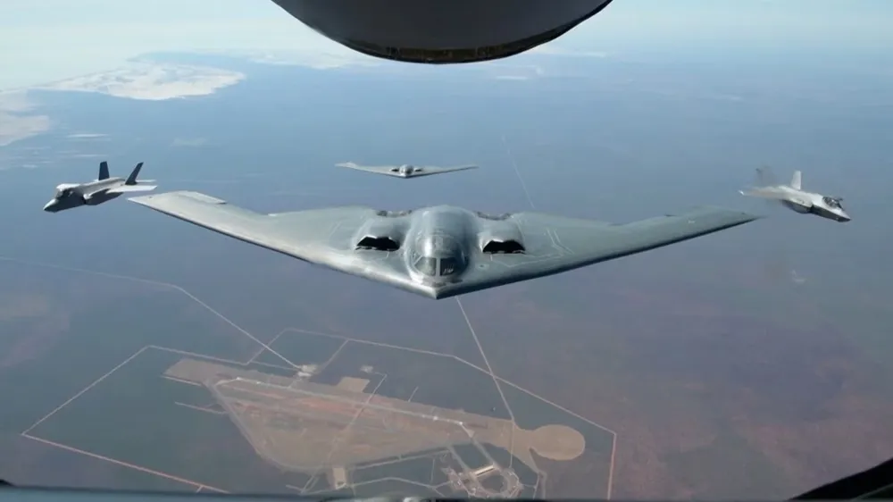 bombardero-b2