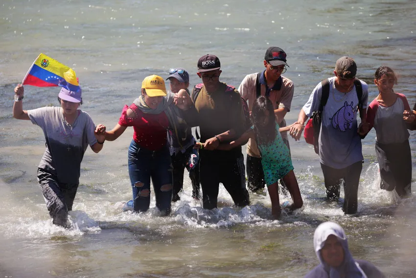 migrantes-rio-grande-eeuu-1_ NA