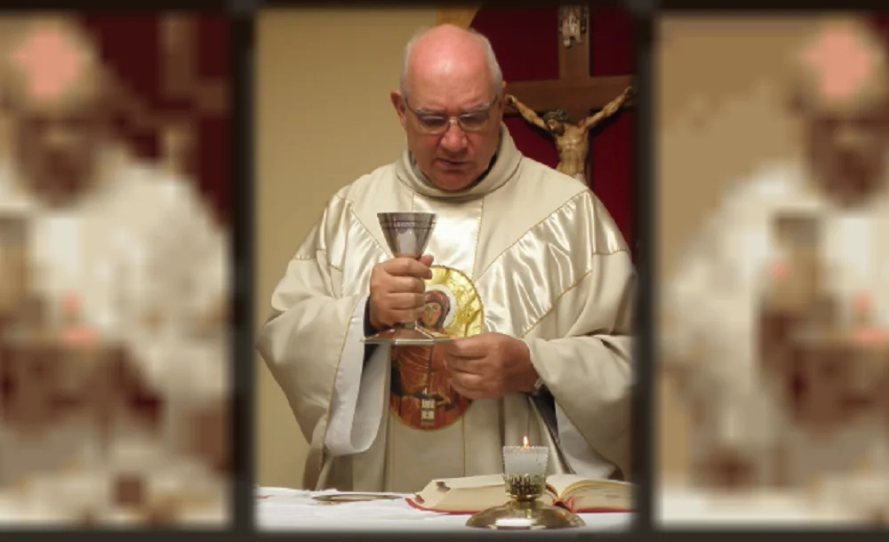 sacerdote Carlos Miguel Buela