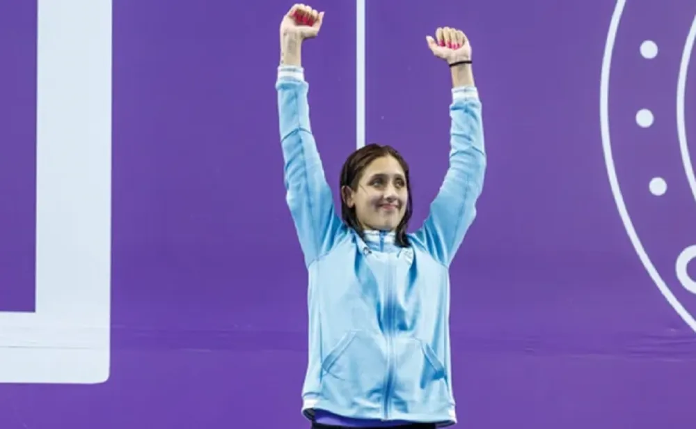 Agostina Hein natación