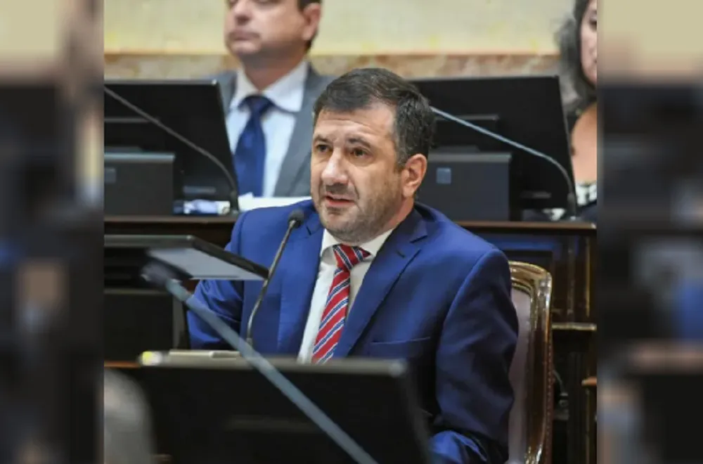 senador Edgardo Kueider