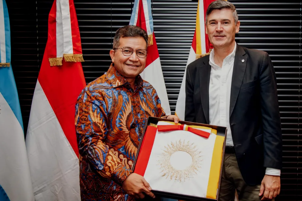 _Passerini y Embajador de Indonesia