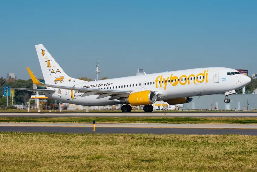 AVION-FLY-BONDI-hub-aereo_ cba.gov.ar