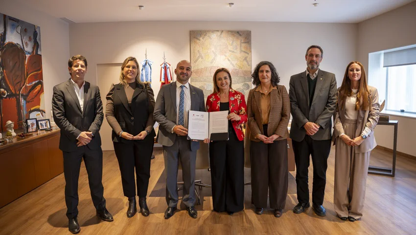 Convenio-con-la-UBP-y-FECAP-Prunotto_ prensa Legislatura