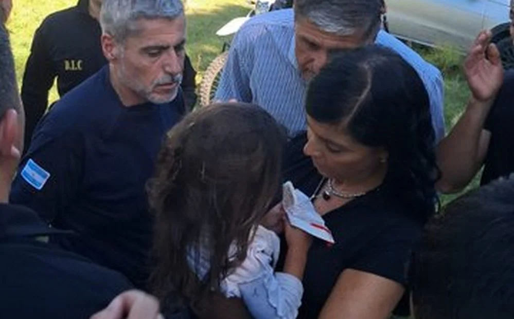 EL OBJETIVO FOTO ESMERALDA HALLAZGO