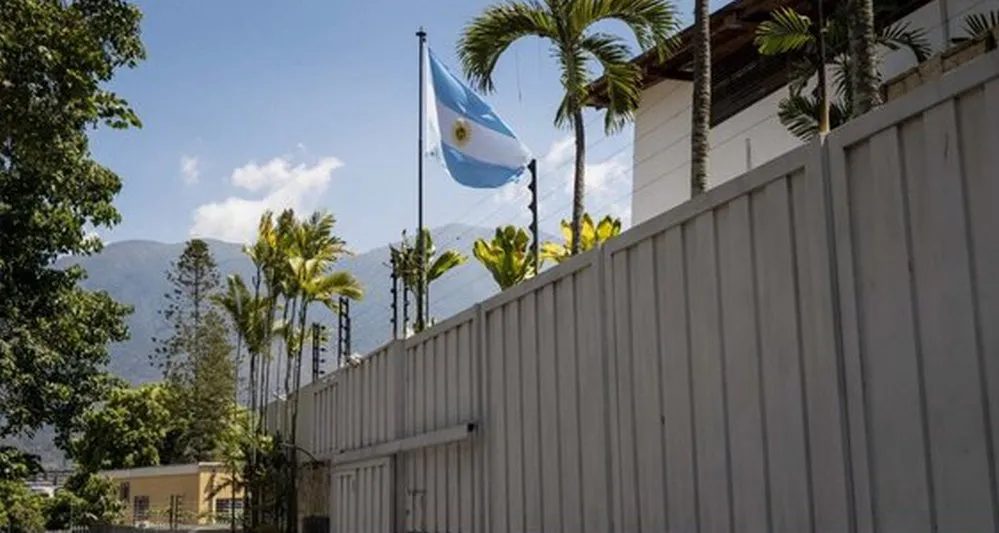 EL OBJETIVO FOTO EMBAJADA ARGENTINA EN CARACAS NA