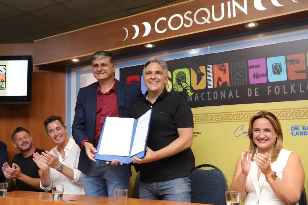 Llaryora Cosquín