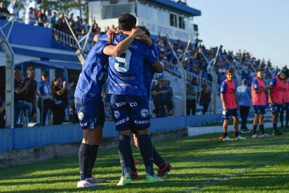 EL OBJETIVO FOTO ARGENTINO MM CAMIONEROS VUELTA REVALIDA X ARGENTINA