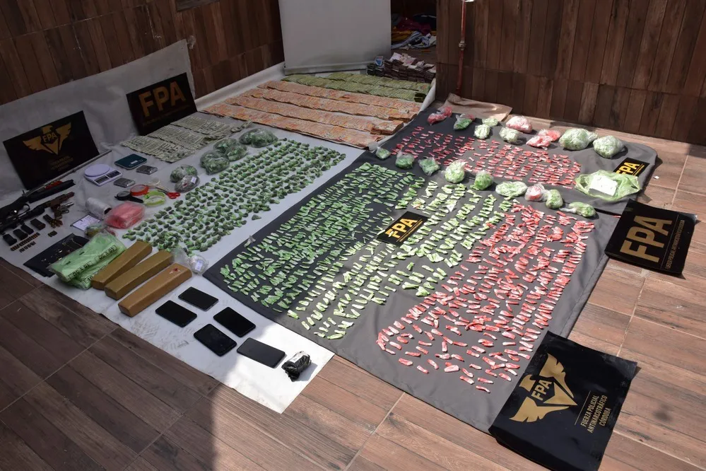 EL OBJETIVO FOTO SECUESTRO DE DROGA FPA CÓRDOBA 2