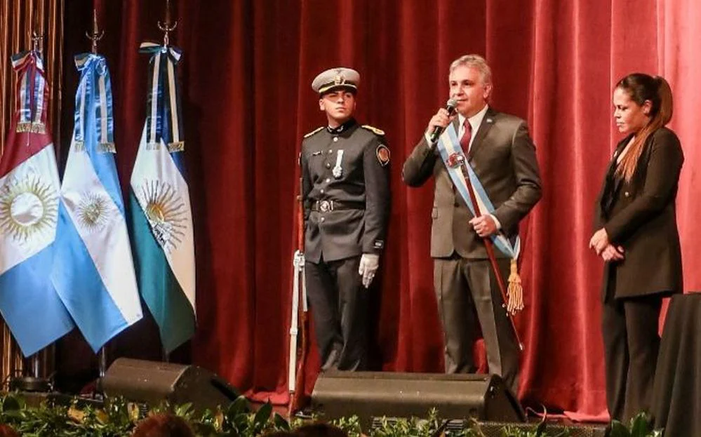 EL OBJETIVO FOTO 9 DE JULIO LLARYORA