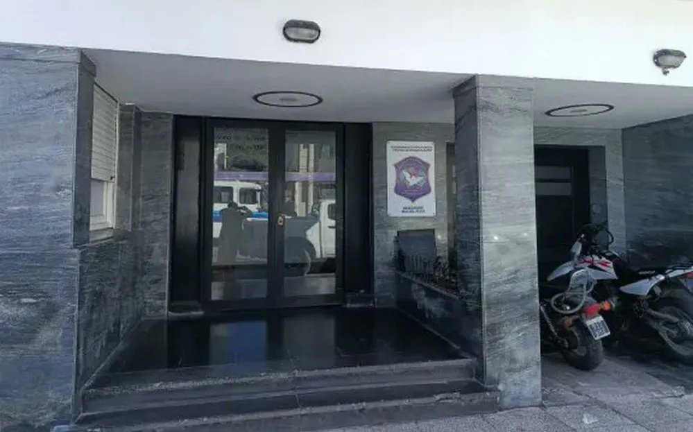 EL OBJETIVO FOTO POLICIA DROGAS ILICITAS MAR DEL PLATA