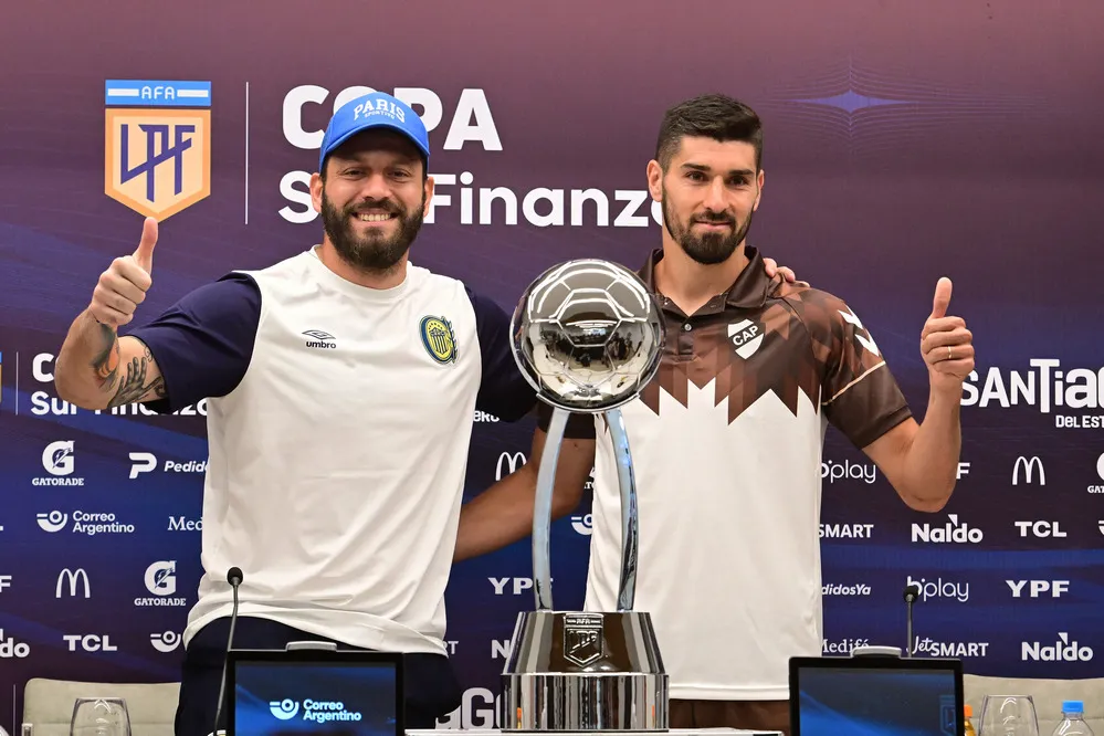 EL OBJETIVO FOTO COPA LIGA CENTRAL PLATENSE CAPITANES