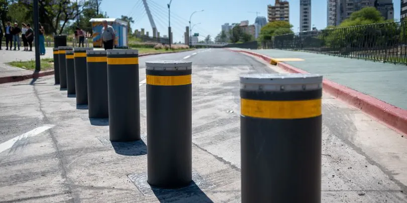 bolardos-parque-las-heras_ prensa Municipalidad