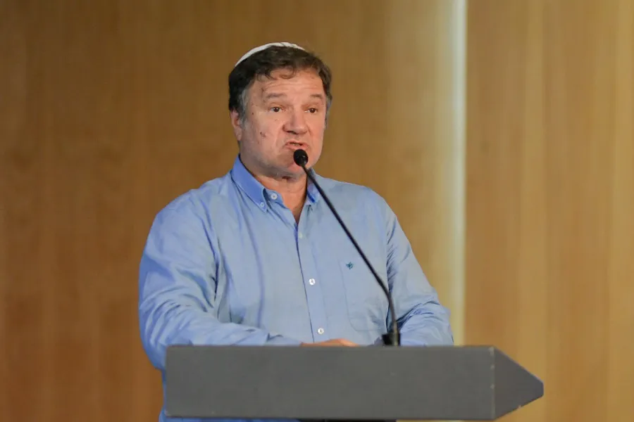 Memoria de las Víctimas del Holocausto