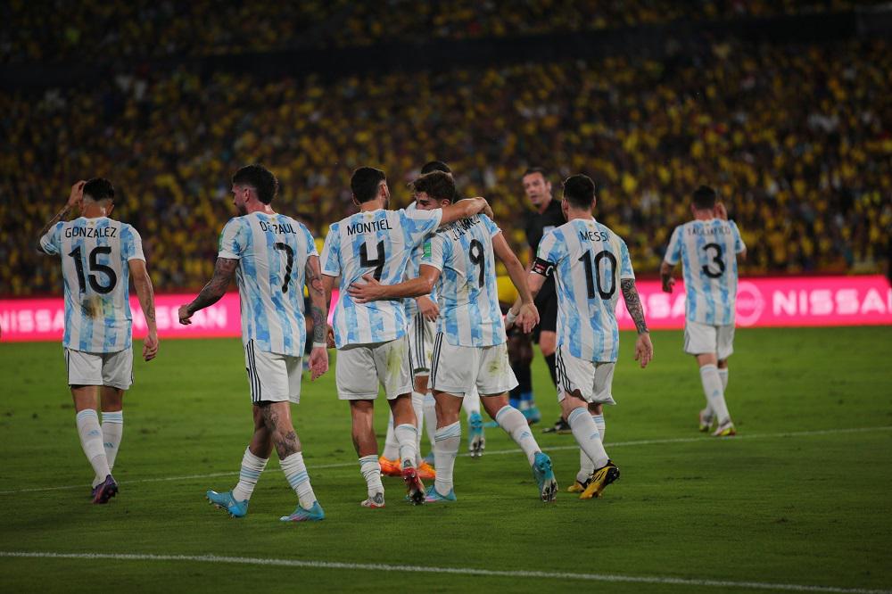Argentina empató con Ecuador y cerró las eliminatorias en segundo lugar