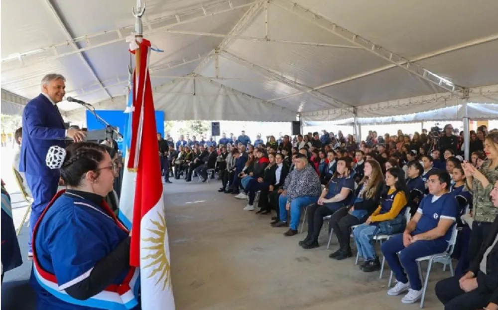 Universidad Provincial, desde Cruz del Eje LLaryora 2