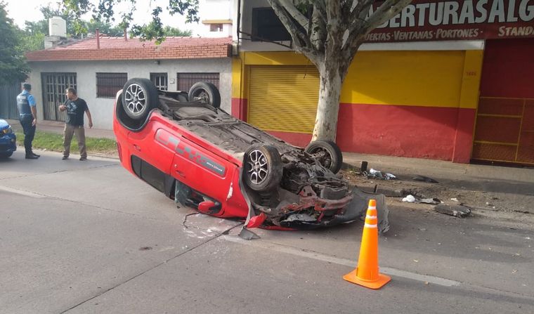 VuelcoAutoCordoba