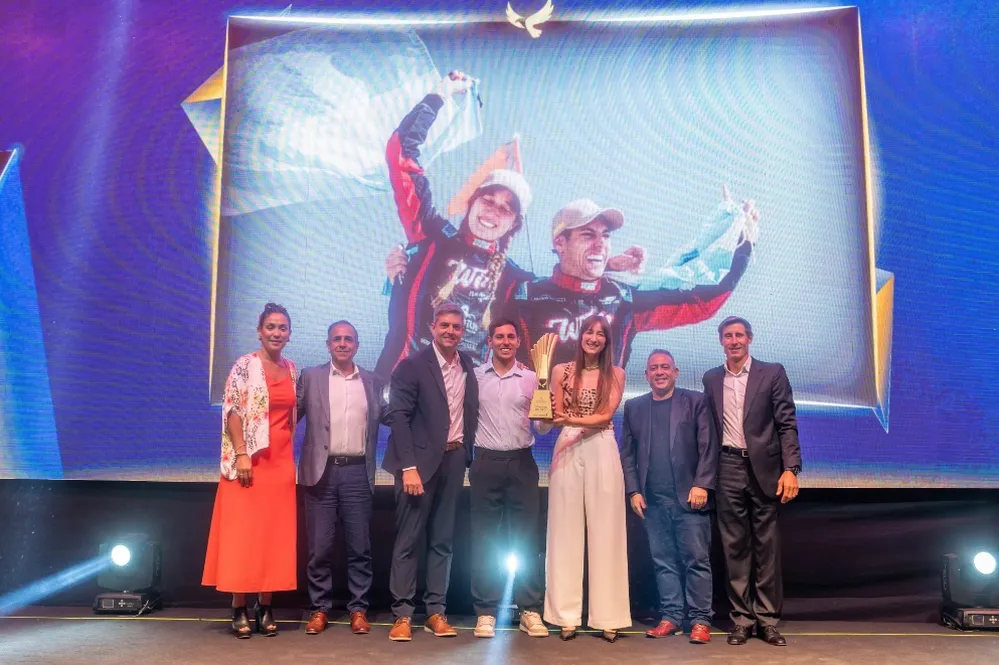 EL OBJETIVO FOTO CONDOR DE ORO 2025 condor-gob-2