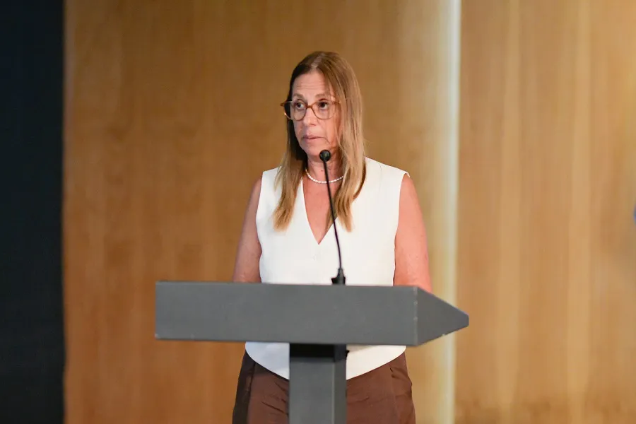 Memoria de las Víctimas del Holocausto