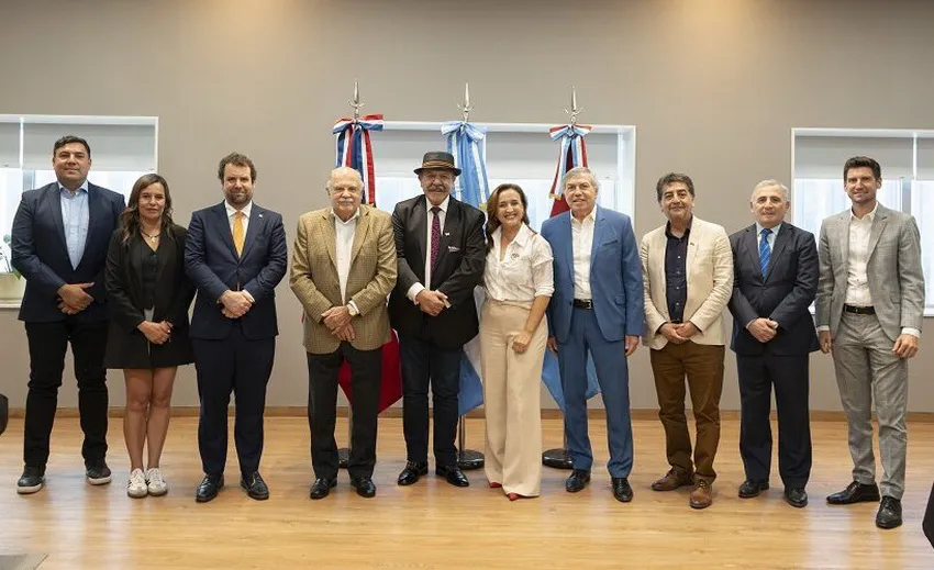 Reunion-Alcalde-Copiapo-Prunotto_ prensa Legislatura