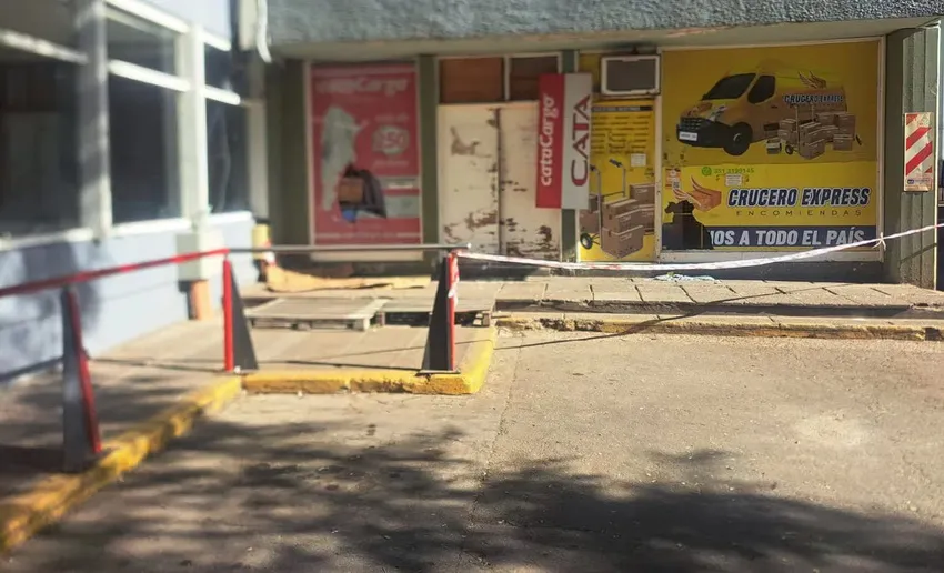 robo-terminal-de-omnibus_ NA