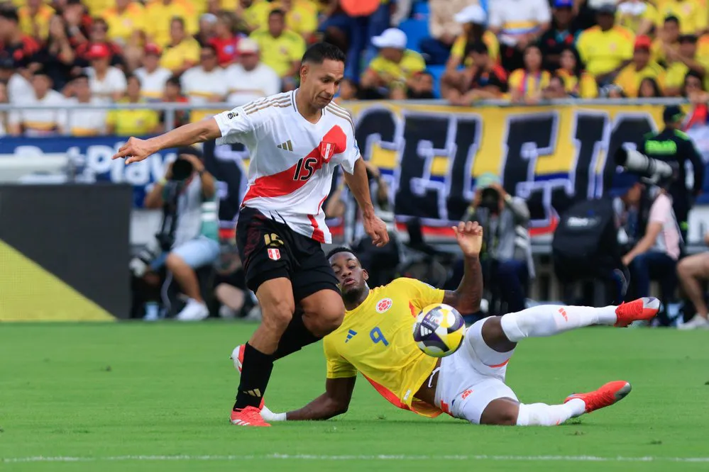 EL OBJETIVO FOTO ELIMINATORIAS COLOMBIA PERU X CONMEBOL