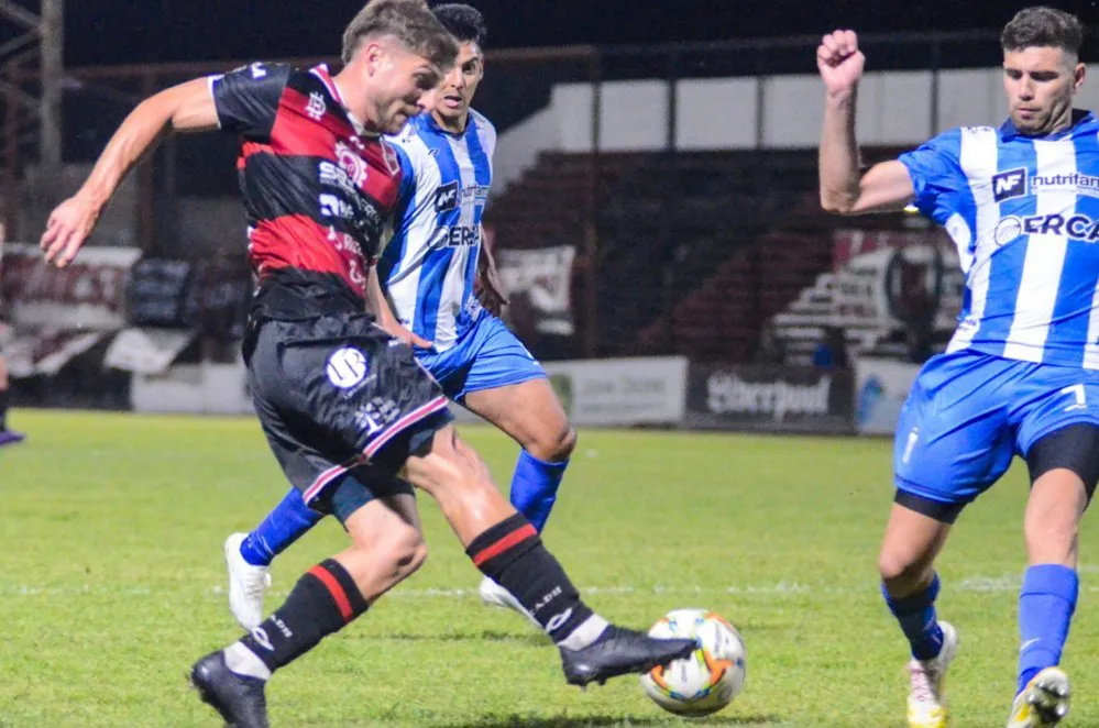 EL OBJETIVO FOTO DOUGLAS ARGENTINO X DOUGLAS